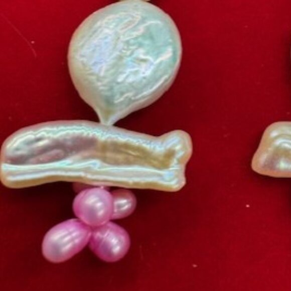 Fresh Water Pearl Earrings - Holiday Sale - Picture 3 of 3